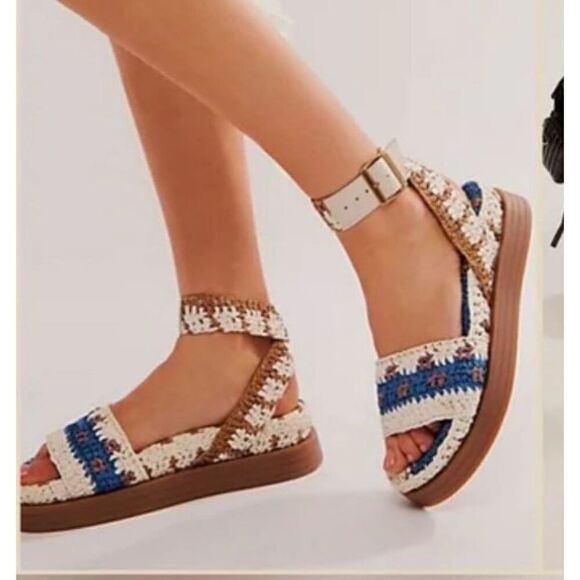 New New Free People Roma Raffia Sandals Size 9 - Picture 1 of 7
